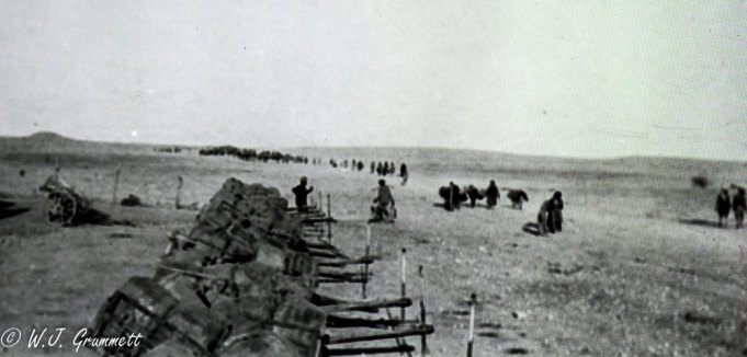 Refugees on the road to Baqubah, Mesopotamia, 1918